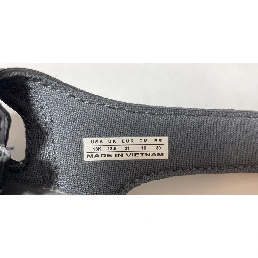 Under Armour Youth Boy's Fat Tire Defender Sandals Size: 13K Kids